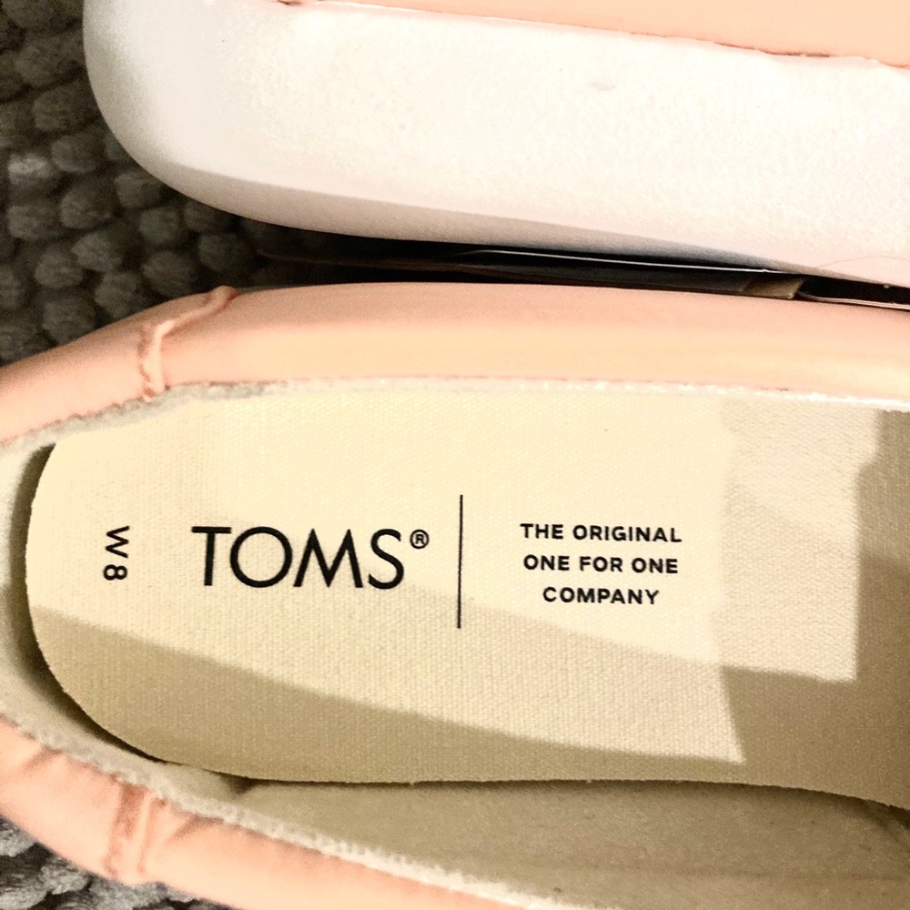 TOMS dusty pink matte woven shoes. Ortholite foam insoles - Picture 11 of 11